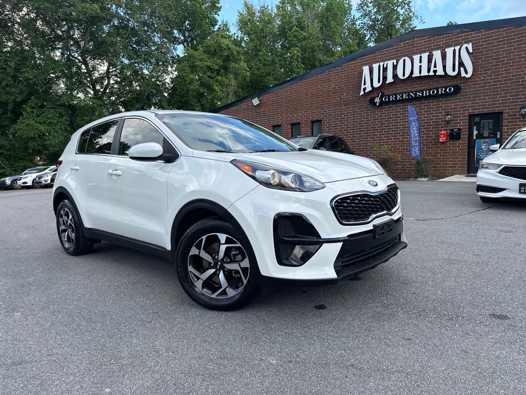Vehicle image 4 of 40