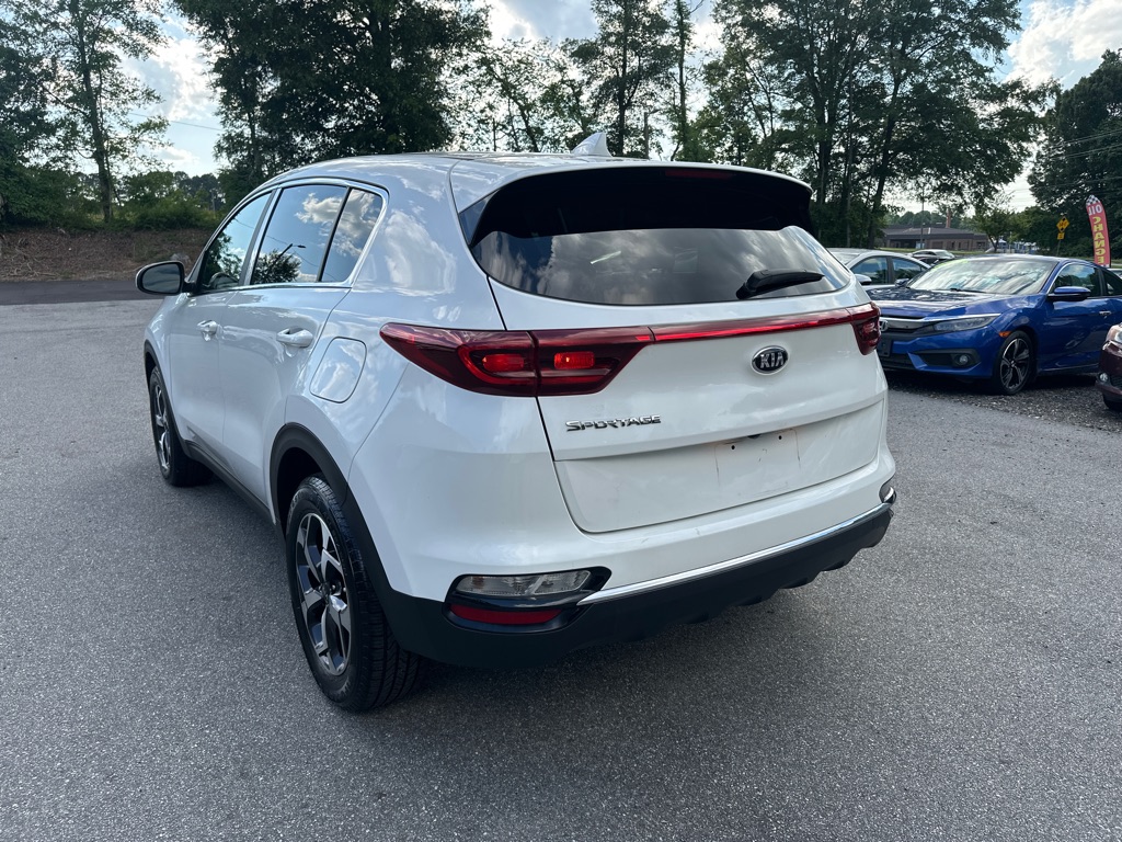 Vehicle image 7 of 40