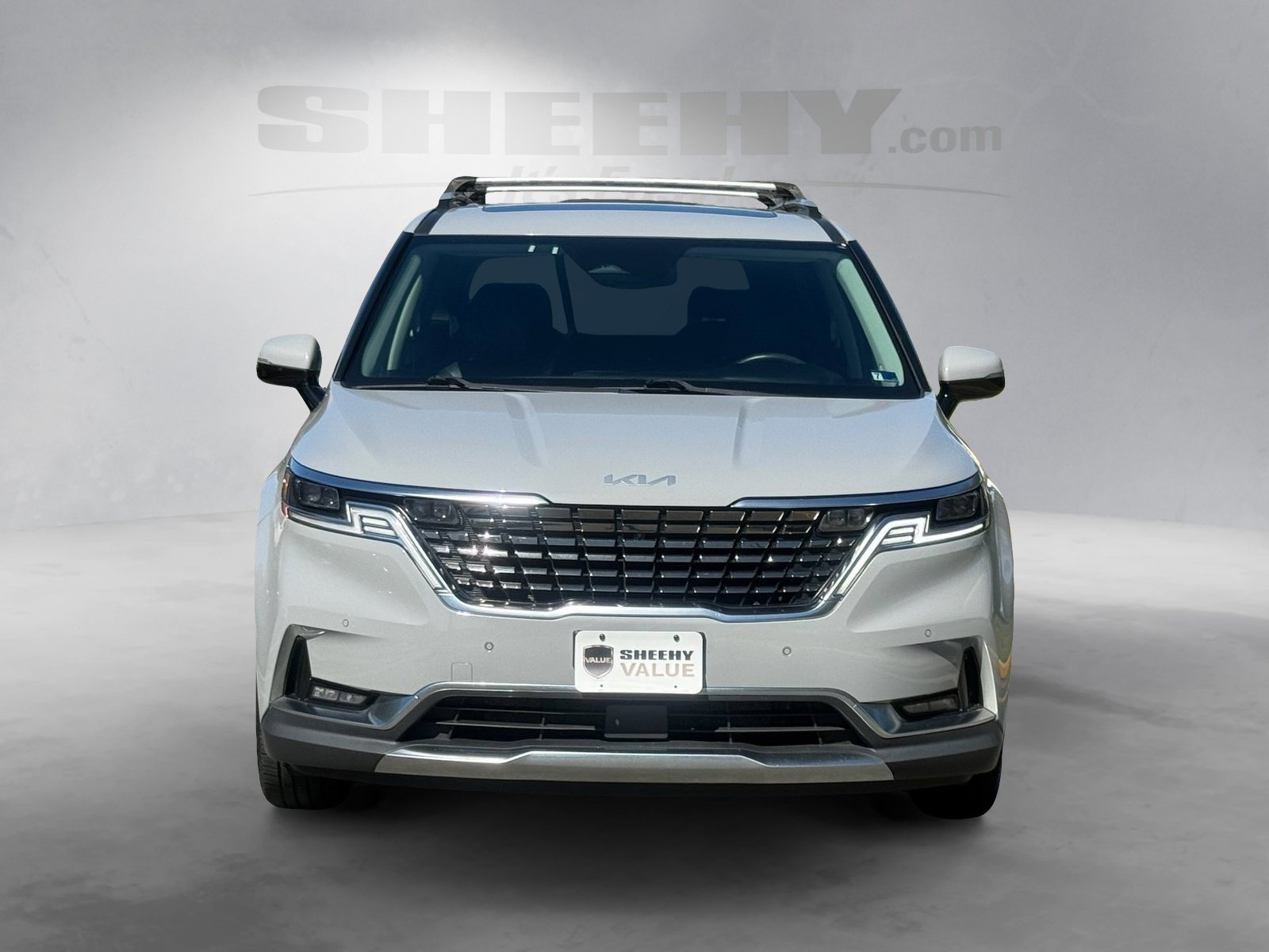 2022 Kia Carnival SX Prestige Image 2 of 33