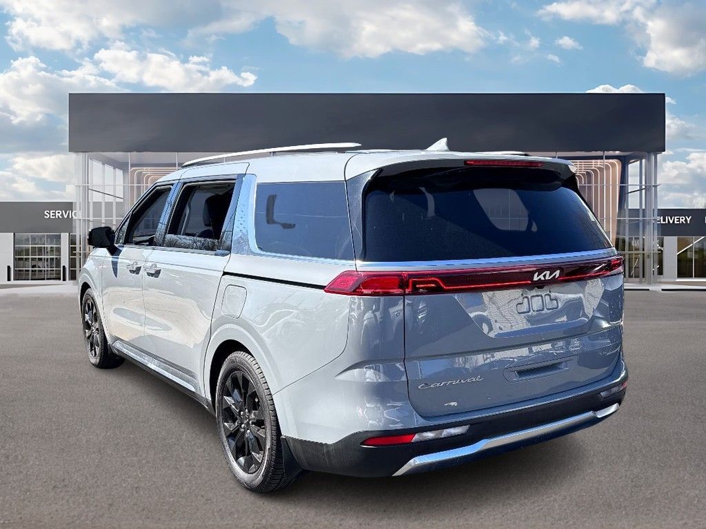 Vehicle image 6 of 36