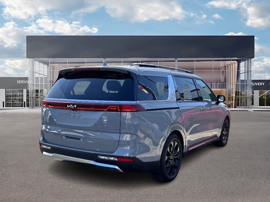 Vehicle image 4 of 36