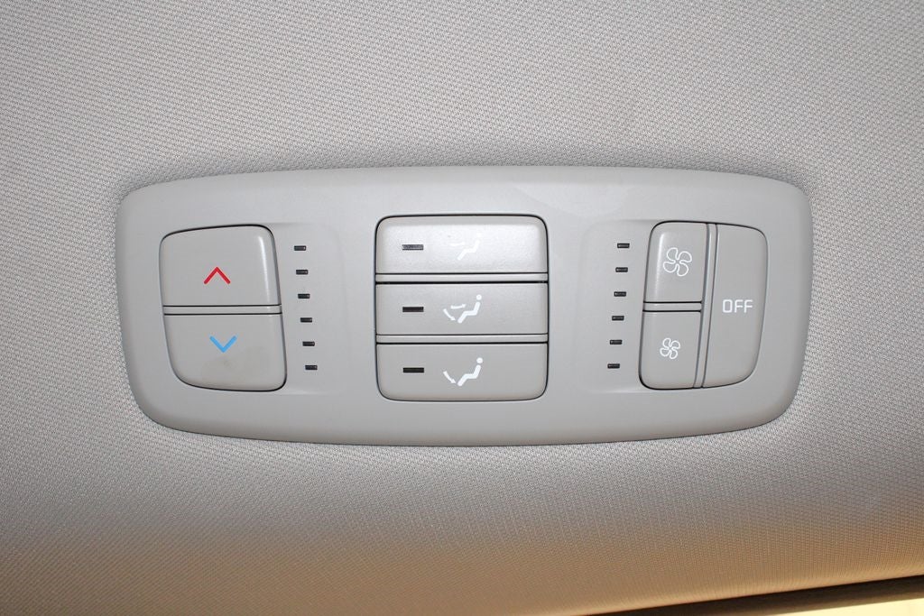 Vehicle image 52 of 64