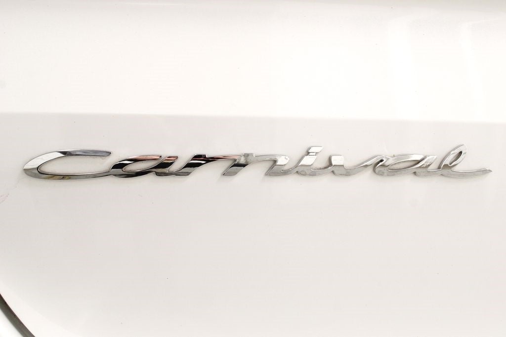 Vehicle image 62 of 64