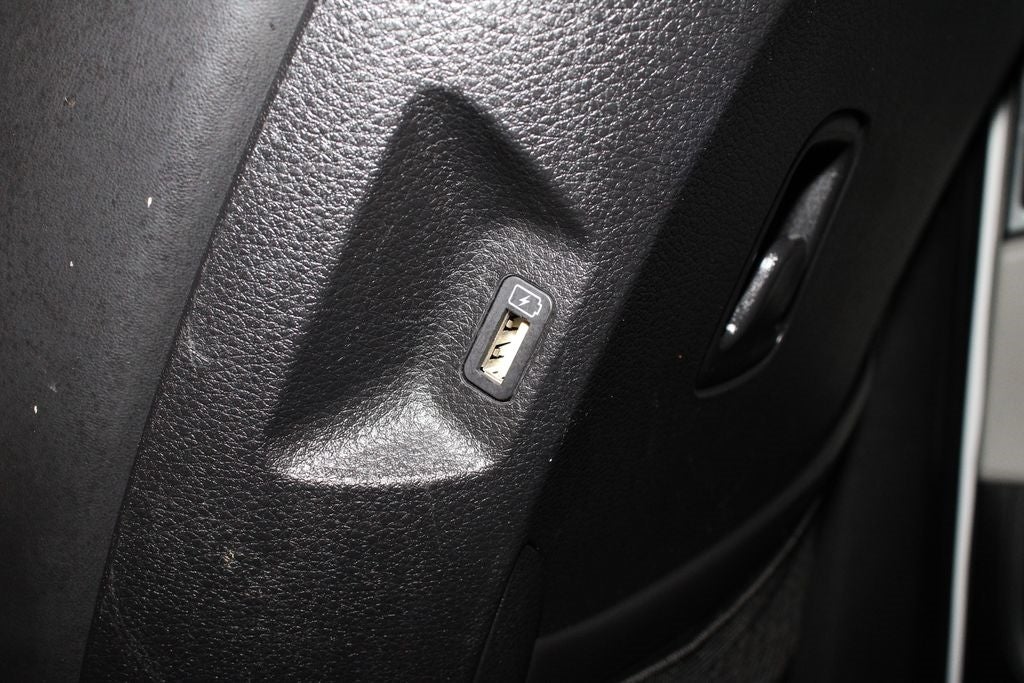 Vehicle image 51 of 64