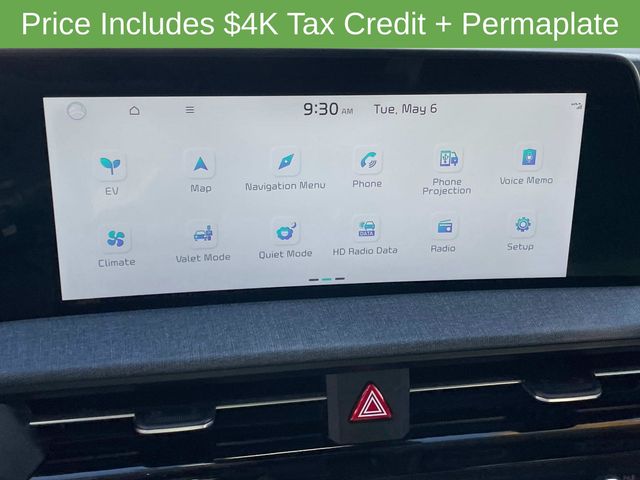Vehicle image 23 of 27