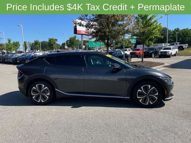 Vehicle image 4 of 27