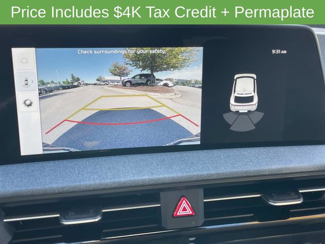 Vehicle image 25 of 27