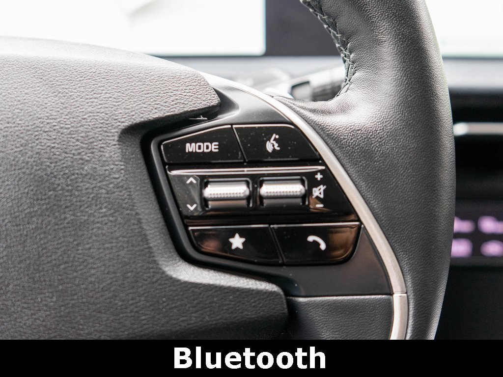 Vehicle image 31 of 36