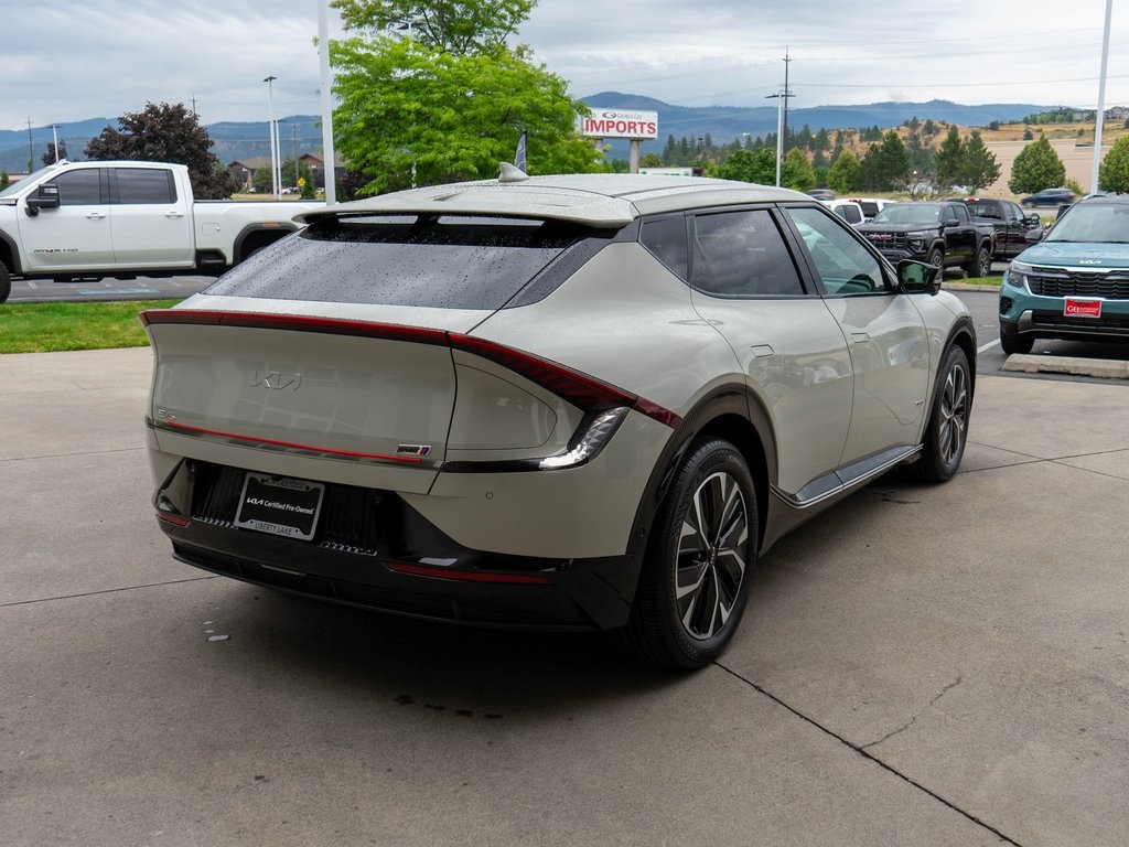 Vehicle image 5 of 36