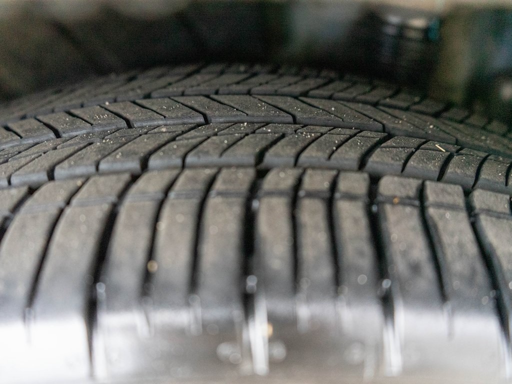 Vehicle image 15 of 36