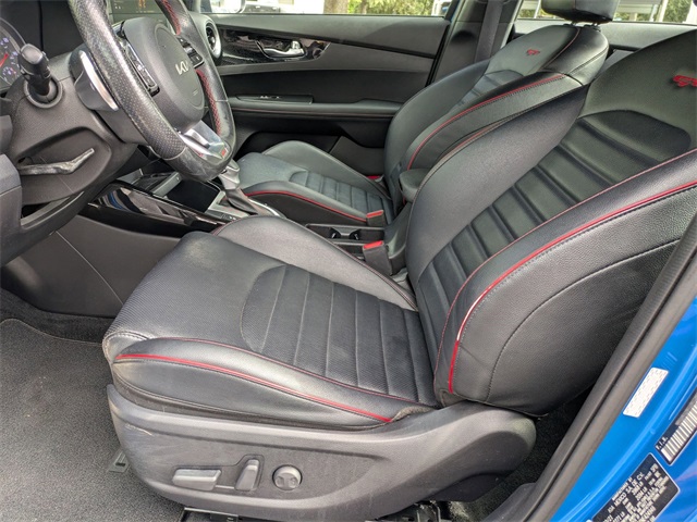 2022 Kia Forte GT Image 14 of 33