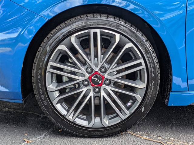 2022 Kia Forte GT Image 10 of 33