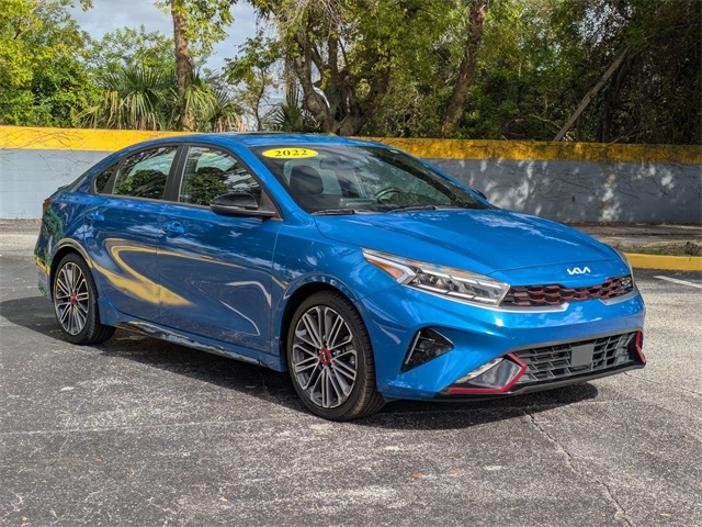 2022 Kia Forte GT Image 3 of 33