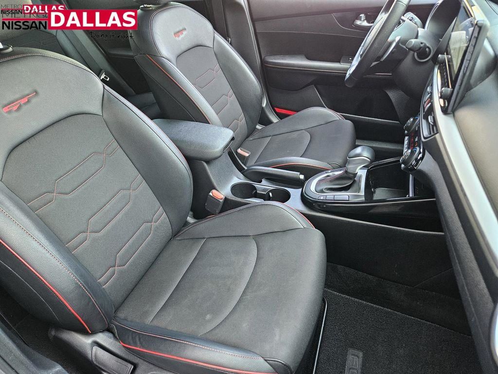 Vehicle image 18 of 35