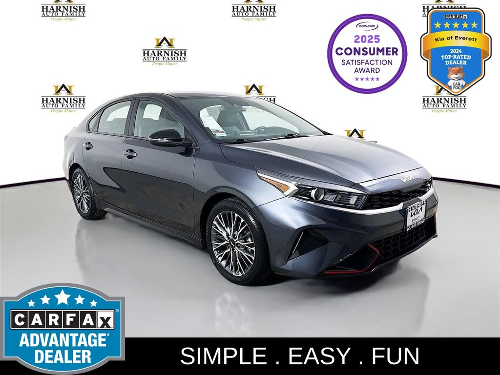 2022 Kia Forte GT-Line Image 3 of 37