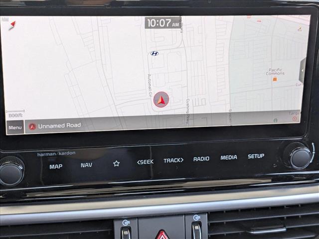 Vehicle image 21 of 27