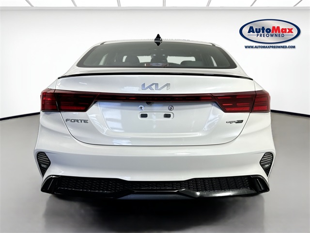 Vehicle image 6 of 40