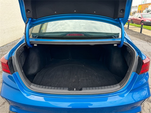Vehicle image 20 of 48