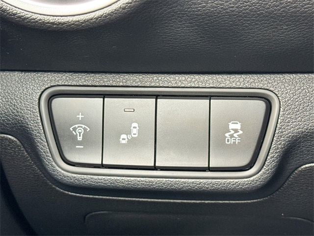 Vehicle image 40 of 48
