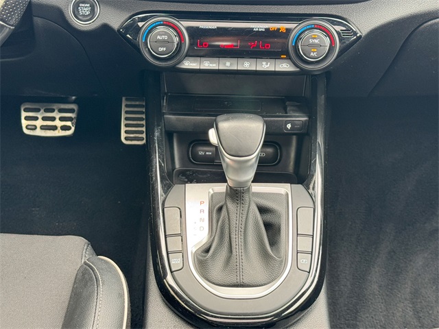 Vehicle image 28 of 48