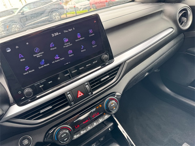 Vehicle image 41 of 48