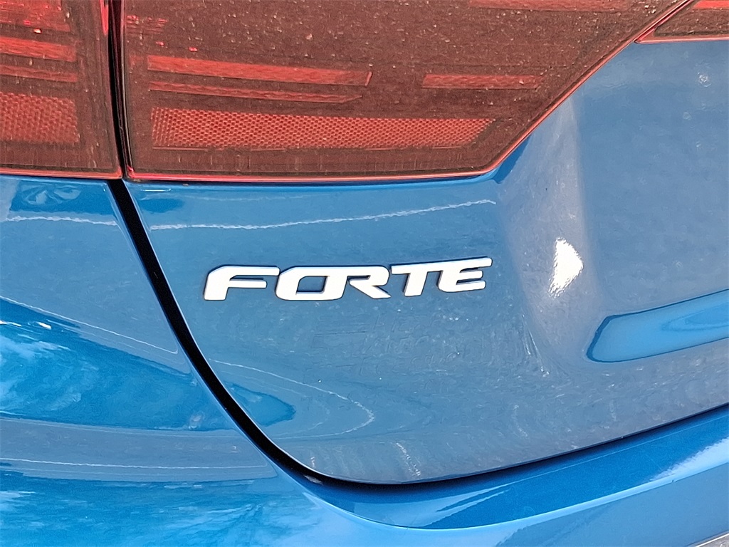 Vehicle image 30 of 31