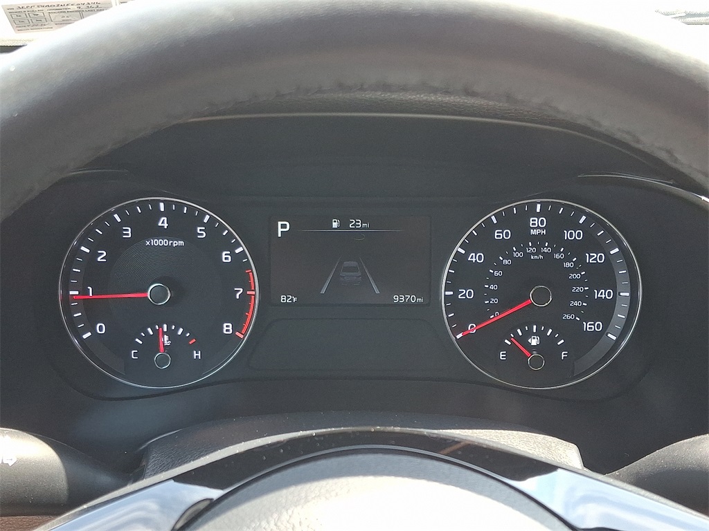 Vehicle image 19 of 31