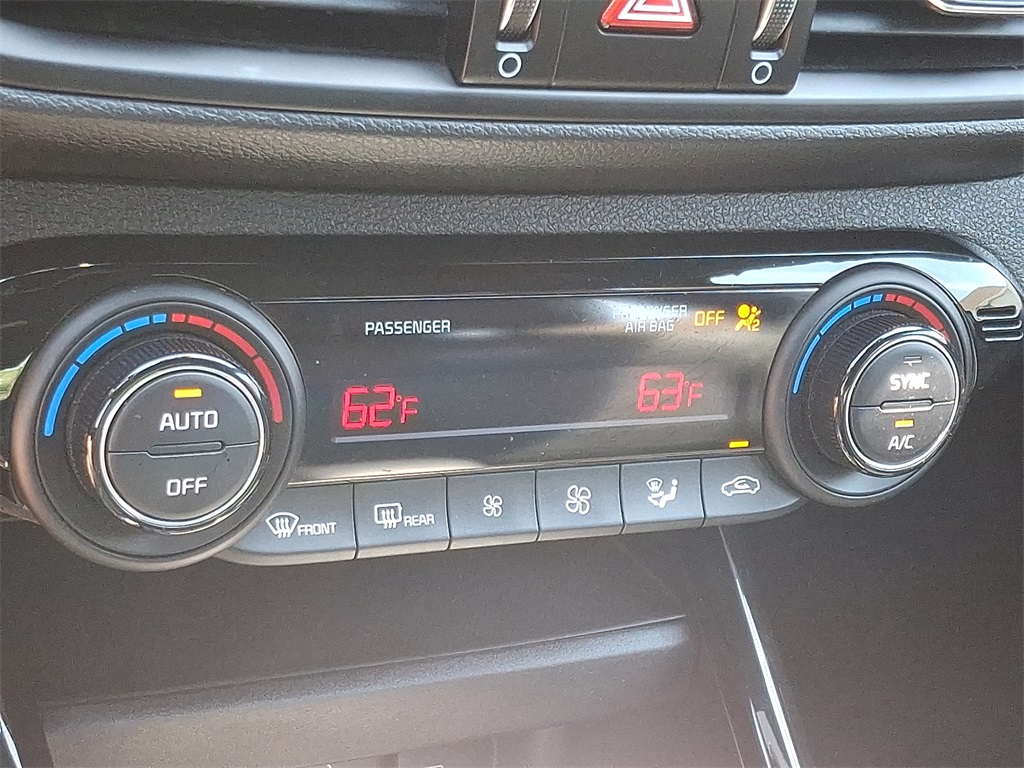 Vehicle image 15 of 31