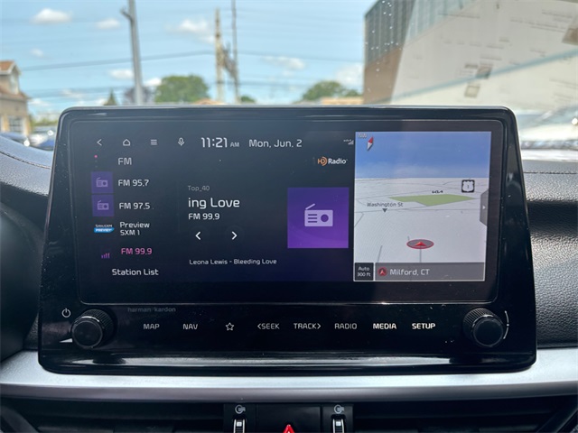 Vehicle image 18 of 27