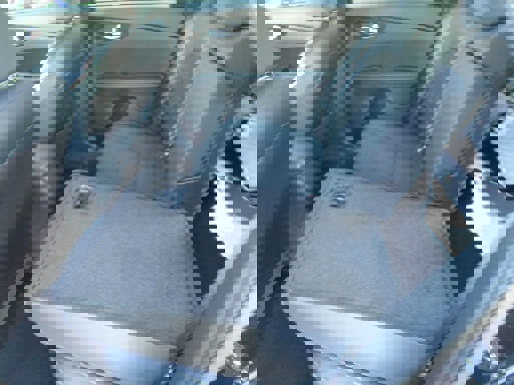Vehicle image 36 of 46