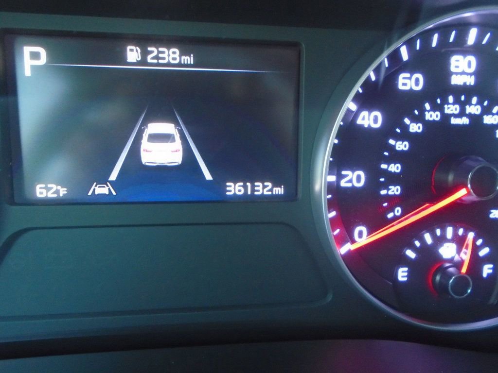 Vehicle image 20 of 46