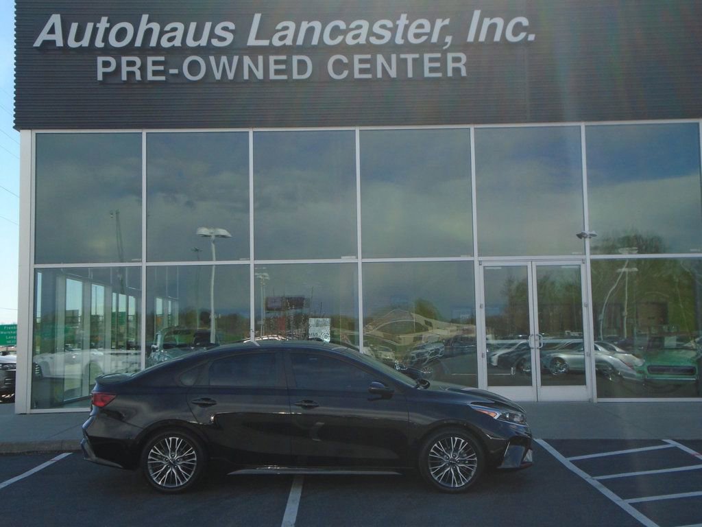Vehicle image 7 of 46