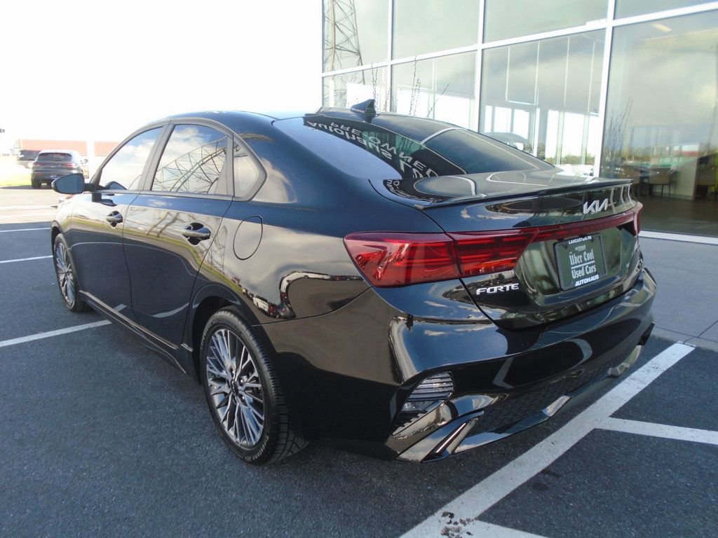 Vehicle image 6 of 46