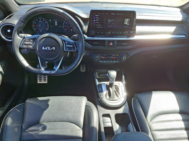 Vehicle image 11 of 31