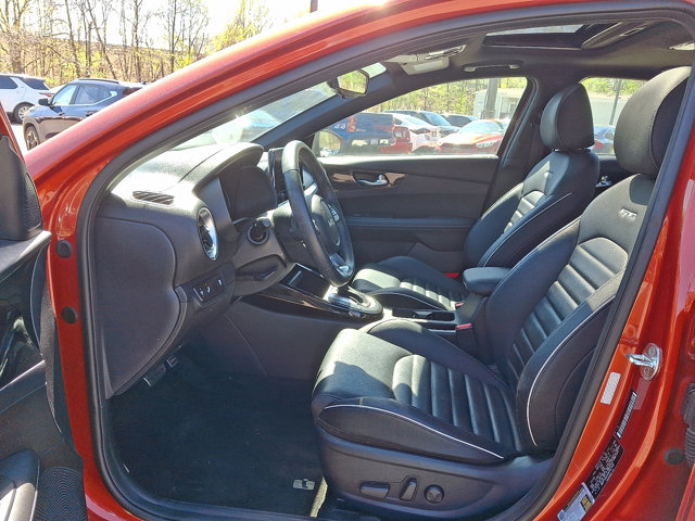 Vehicle image 14 of 31