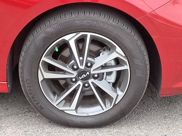 Vehicle image 8 of 30