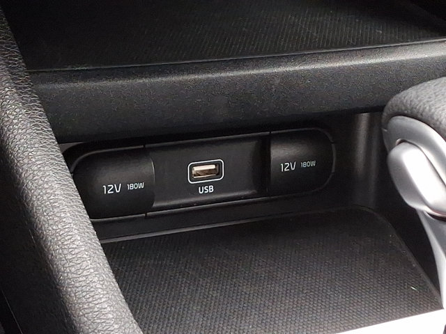 Vehicle image 24 of 30