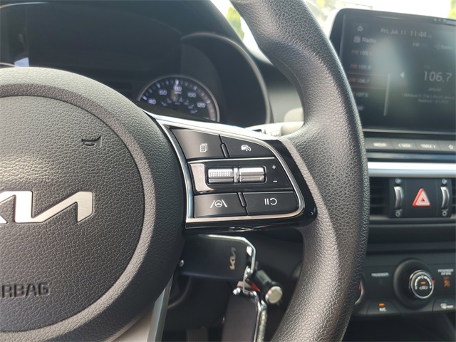 Vehicle image 12 of 25