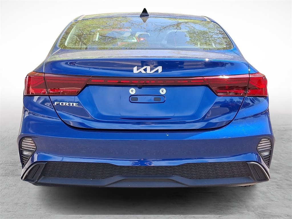 Vehicle image 4 of 30