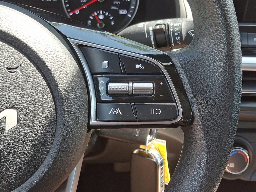 Vehicle image 21 of 30