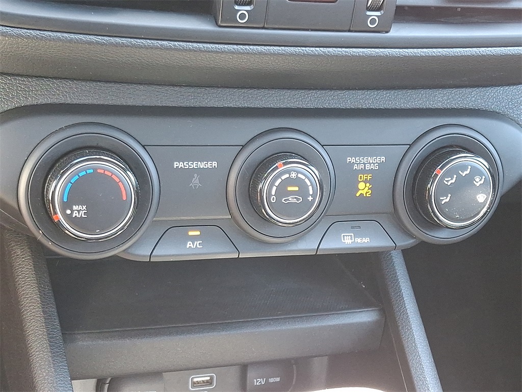 Vehicle image 15 of 30