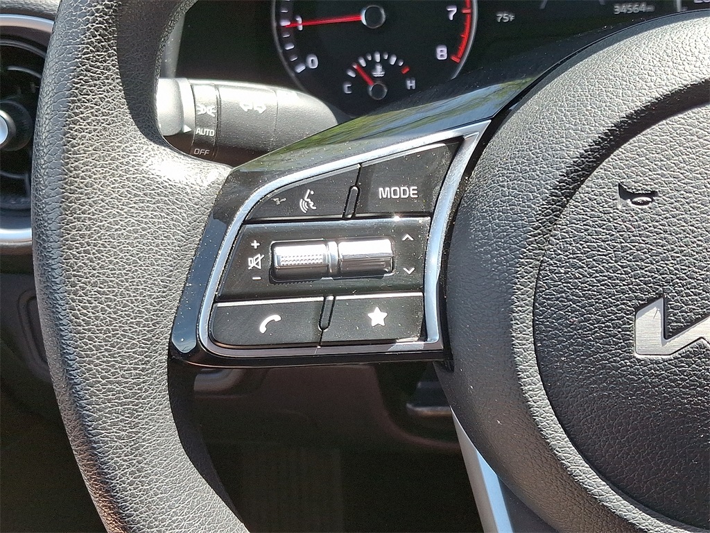 Vehicle image 20 of 30