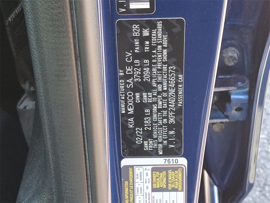 Vehicle image 27 of 30