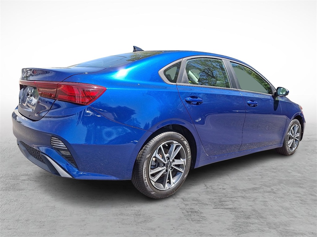 Vehicle image 2 of 30