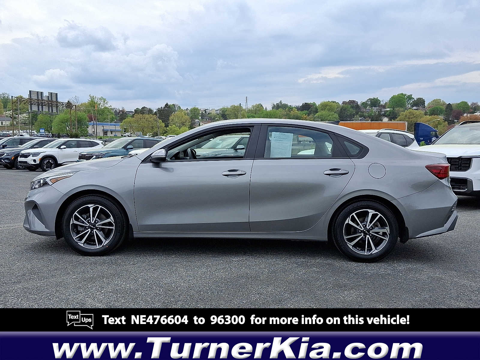 Vehicle image 2 of 31