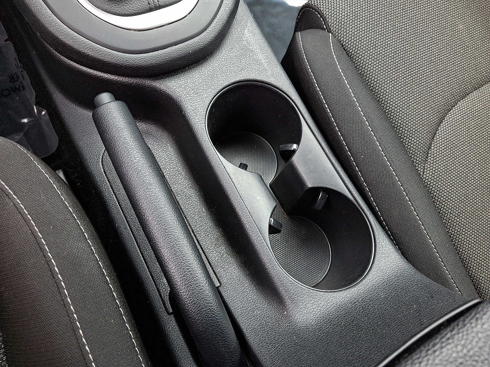 Vehicle image 26 of 31