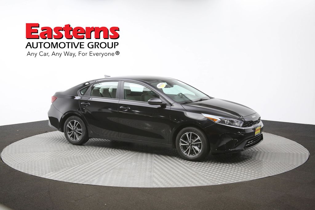 Vehicle image 22 of 61
