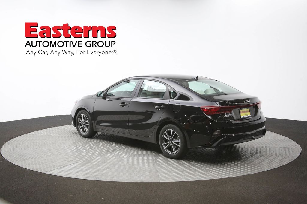 Vehicle image 34 of 61