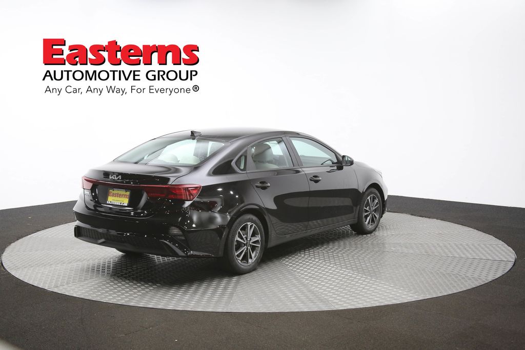 Vehicle image 3 of 61