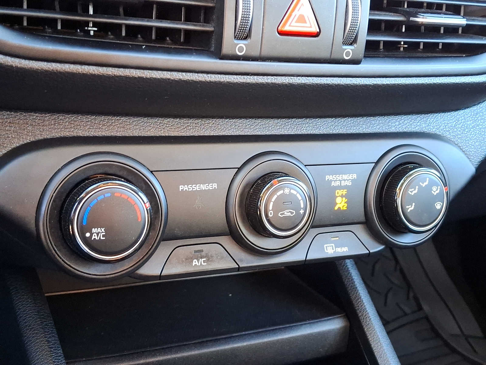Vehicle image 15 of 30